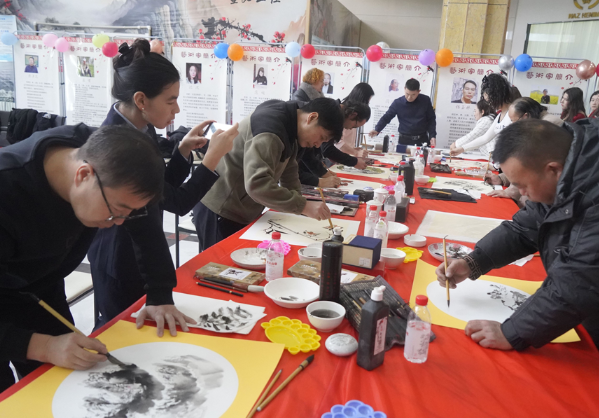 ���޿�չ�黭�Ļ�����ҵ����