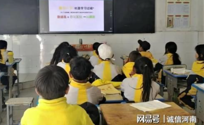 ���÷ɿɿ����Թ������������Σ����ж���д��ҵ����